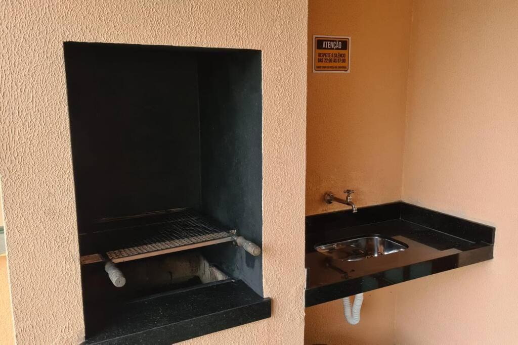 100Mts Da Praia Com Churrasqueira, Piscina E Wi-Fi Caraguatatuba Bagian luar foto