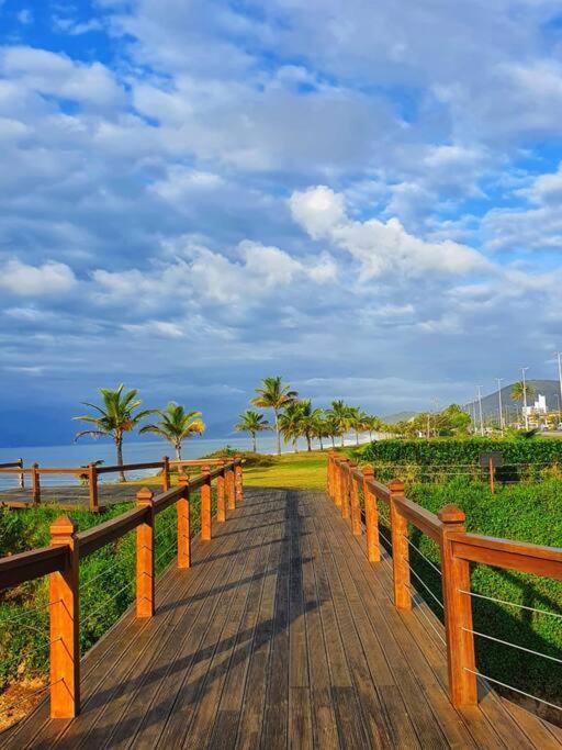 100Mts Da Praia Com Churrasqueira, Piscina E Wi-Fi Caraguatatuba Bagian luar foto